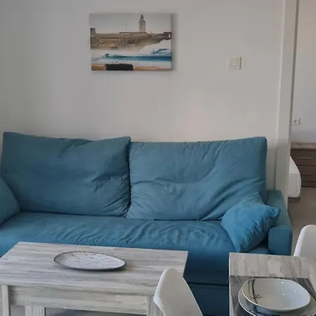 Sun Apartment *